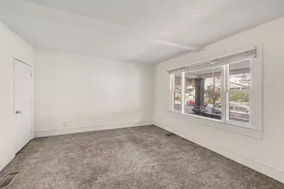 570 Valley Avenue NW, Grand Rapids, MI 49504 - Photo 3