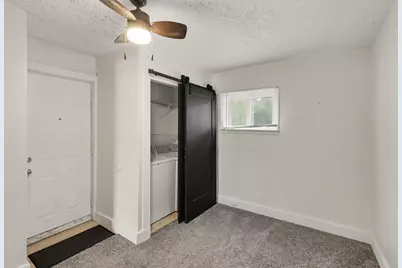 570 Valley Avenue NW, Grand Rapids, MI 49504 - Photo 9