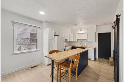570 Valley Avenue NW, Grand Rapids, MI 49504 - Photo 5