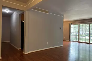 416 S Fox Hills Dr S, Bloomfield Hills, MI 48304 - Photo 5