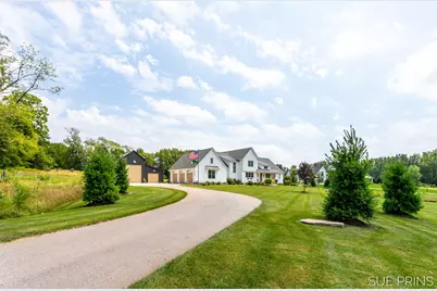4668 76th Street SW, Byron Center, MI 49315 - Photo 3