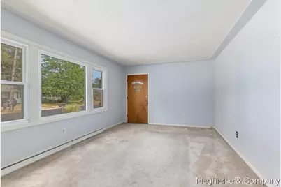 4431 Burgis Avenue SE, Grand Rapids, MI 49508 - Photo 3
