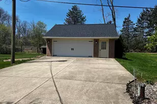 2220 Steamburg Rd, Hillsdale, MI 49242 - Photo 5