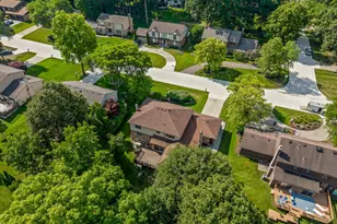 35126 Quaker Way, Farmington Hills, MI 48331 - Photo 45