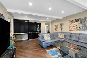 35126 Quaker Way, Farmington Hills, MI 48331 - Photo 19