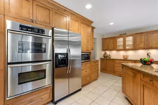 35126 Quaker Way, Farmington Hills, MI 48331 - Photo 13