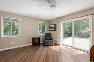 35126 Quaker Way, Farmington Hills, MI 48331 - Photo 21