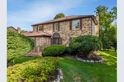 35126 Quaker Way, Farmington Hills, MI 48331 - Photo 3