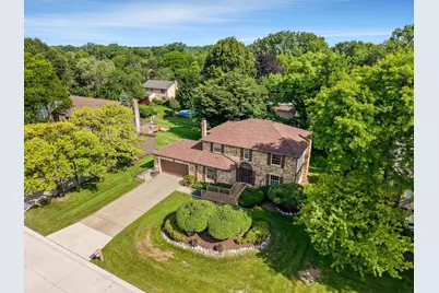 35126 Quaker Way, Farmington Hills, MI 48331 - Photo 43