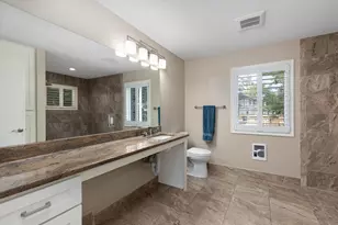 35126 Quaker Way, Farmington Hills, MI 48331 - Photo 23