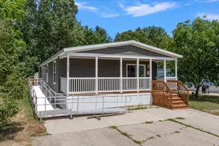 7422 Woods Edge Dr NE, Belmont, MI 49306 - Photo 13