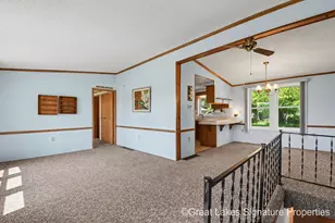 618 E Benton St, Greenville, MI 48838 - Photo 15