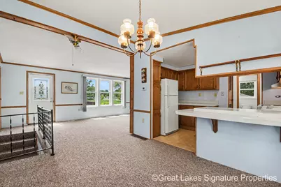 618 E Benton Street, Greenville, MI 48838 - Photo 13