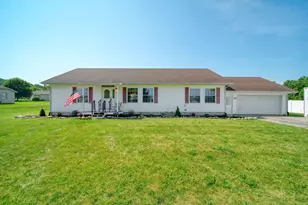 225 W Birch St, Litchfield, MI 49252 - Photo 1