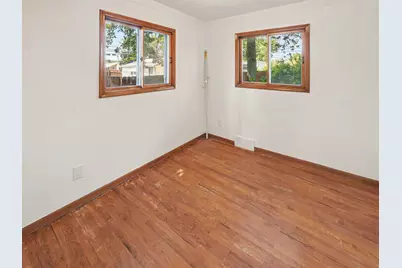 32740 Grandview Avenue, Westland, MI 48186 - Photo 13