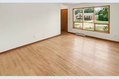 32740 Grandview Avenue, Westland, MI 48186 - Photo 3
