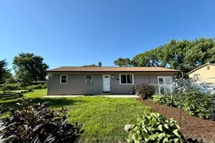 2431 Lawrence Dr, Benton Harbor, MI 49022 - Photo 1