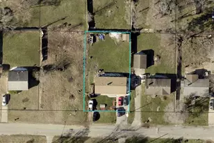 2431 Lawrence Dr, Benton Harbor, MI 49022 - Photo 13