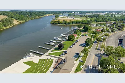 204 N Harbor Avenue #7, Grand Haven, MI 49417 - Photo 29