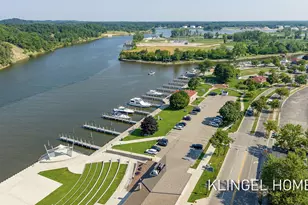 204 N Harbor Ave, Grand Haven, MI 49417 - Photo 29
