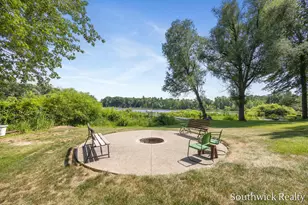 2484 Shadow Lake Ct NE, Grand Rapids, MI 49505 - Photo 45