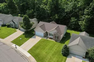 330 Carefree Ct, Niles, MI 49120 - Photo 31