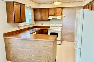 359 Old Creek Dr, Saline, MI 48176 - Photo 17