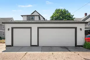 614 Fairview Ave NE, Grand Rapids, MI 49503 - Photo 37
