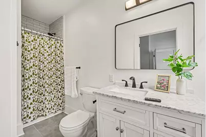 614 Fairview Avenue NE, Grand Rapids, MI 49503 - Photo 17