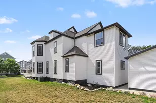 614 Fairview Ave NE, Grand Rapids, MI 49503 - Photo 37