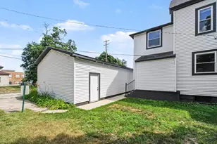 614 Fairview Ave NE, Grand Rapids, MI 49503 - Photo 35