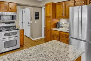 1800 Mont Rue Dr SE, Grand Rapids, MI 49546 - Photo 13