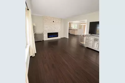 3187 W Cass Avenue, Flint, MI 48504 - Photo 3