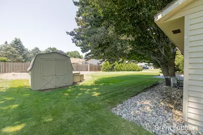 2685 E Chester Drive, Zeeland, MI 49464 - Photo 9