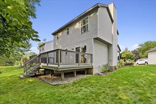 608 Heritage Cir, Fenton, MI 48430 - Photo 29