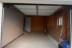576 Pipestone St, Benton Harbor, MI 49022 - Photo 35