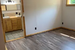 576 Pipestone St, Benton Harbor, MI 49022 - Photo 13