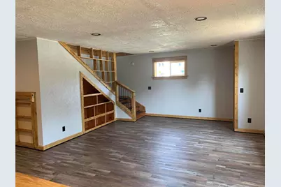 576 Pipestone Street, Benton Harbor, MI 49022 - Photo 9