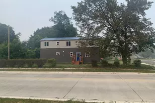 576 Pipestone St, Benton Harbor, MI 49022 - Photo 1