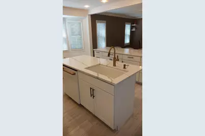 15350 Warwick Street, Detroit, MI 48223 - Photo 9