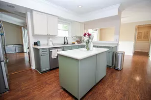 10577 S Sprinkle Rd, Vicksburg, MI 49097 - Photo 7