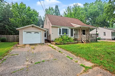 1050 Bloomfield Avenue, Plainwell, MI 49080 - Photo 1