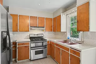 1050 Bloomfield Ave, Plainwell, MI 49080 - Photo 5