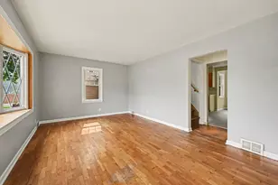1050 Bloomfield Ave, Plainwell, MI 49080 - Photo 3