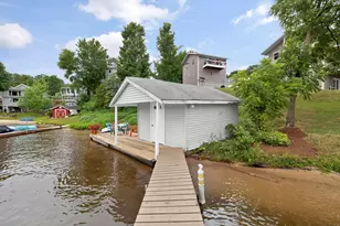 15657 Lakeview Dr, Buchanan, MI 49107 - Photo 29