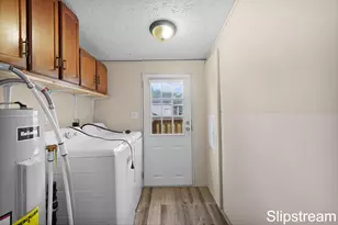 5705 E Riverside Dr, Lyons, MI 48851 - Photo 19