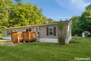 5705 E Riverside Dr, Lyons, MI 48851 - Photo 27