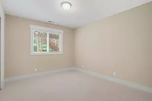 4617 Cottage Crk Ln, Holland, MI 49423 - Photo 15