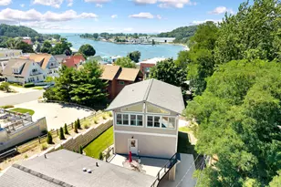 215 S 1st St, Grand Haven, MI 49417 - Photo 5