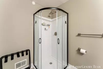 215 S 1st Street, Grand Haven, MI 49417 - Photo 69